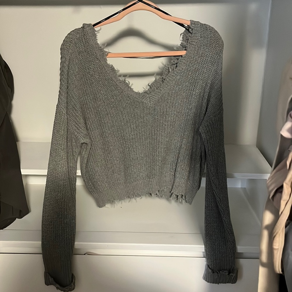 Gray, raw hem forever 21 sweater